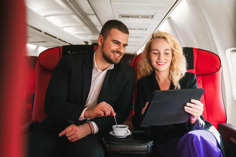 How Private Jets Transform Ski Trips into Luxurious Getaways