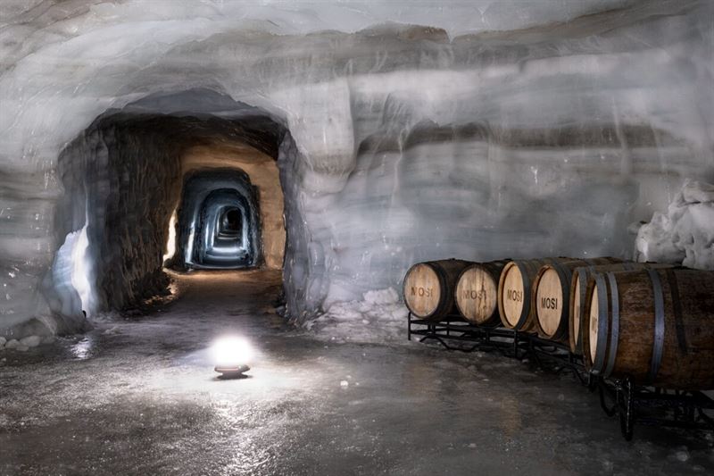 Into the Glacier and Mosi Gin Team Up to Deliver the Taste of Iceland