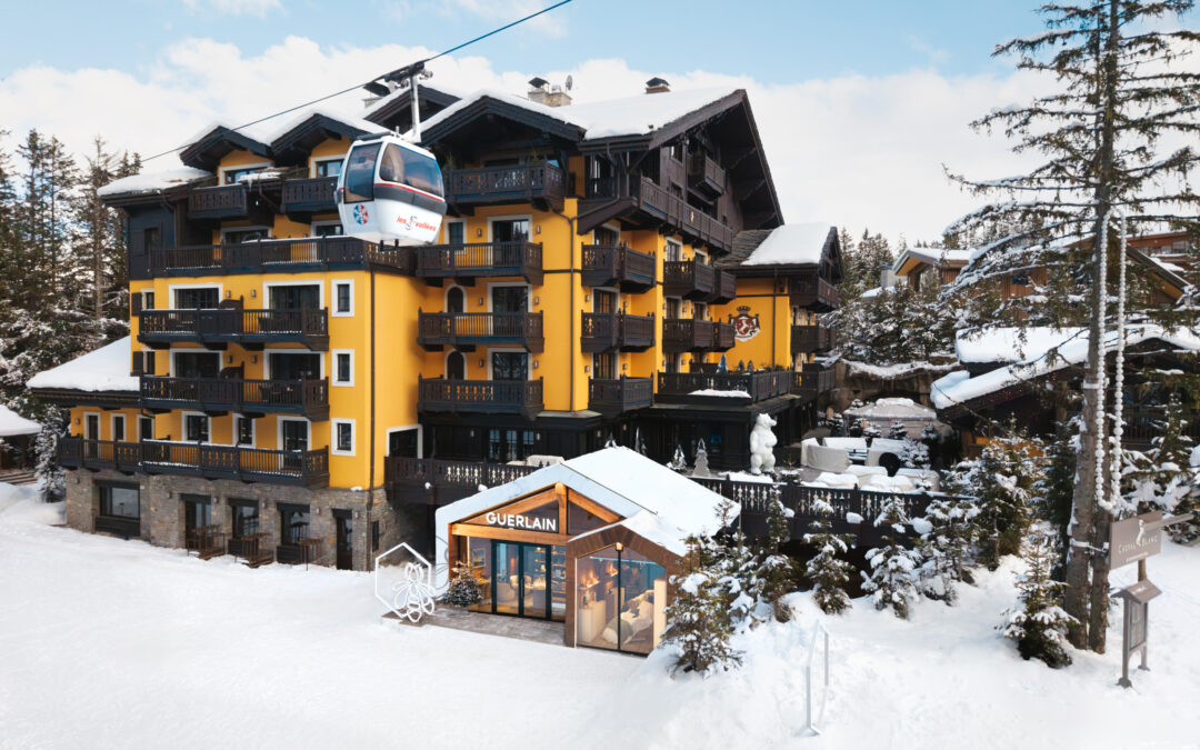 The Holiday Season in Luxurious Moments